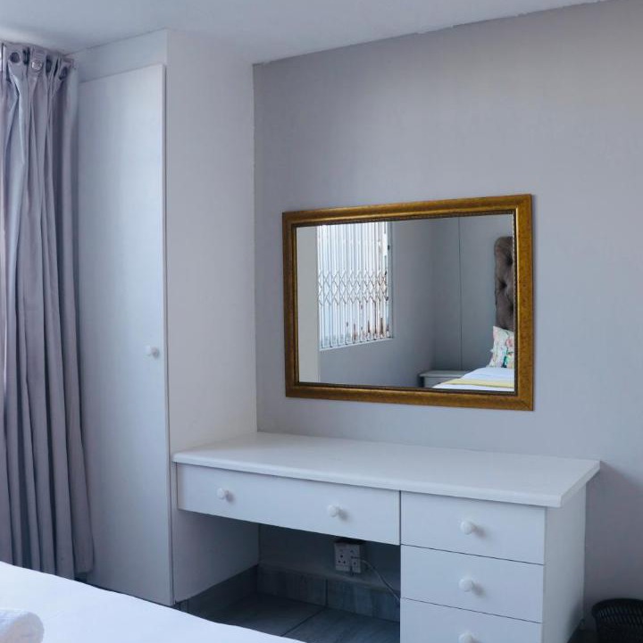 Photo of Bedroom in Margate Beach