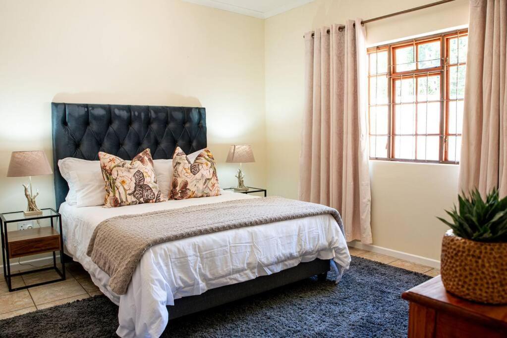 Photo of Bedroom in Graaff-Reinet