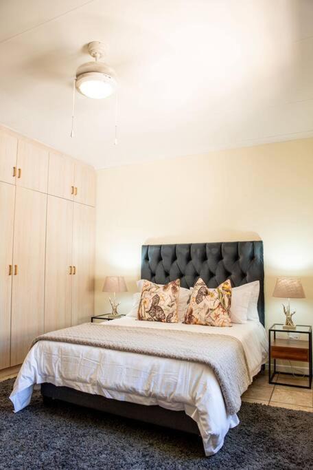 Photo of Bedroom in Graaff-Reinet