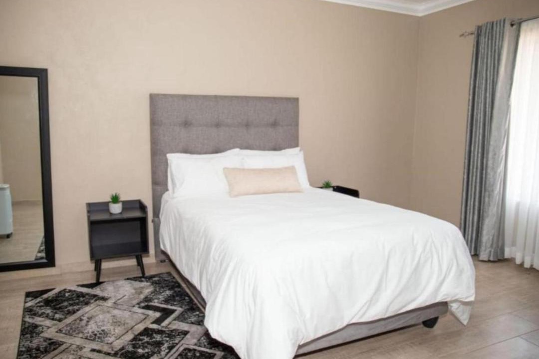 Photo of Bedroom in Moses Kotane