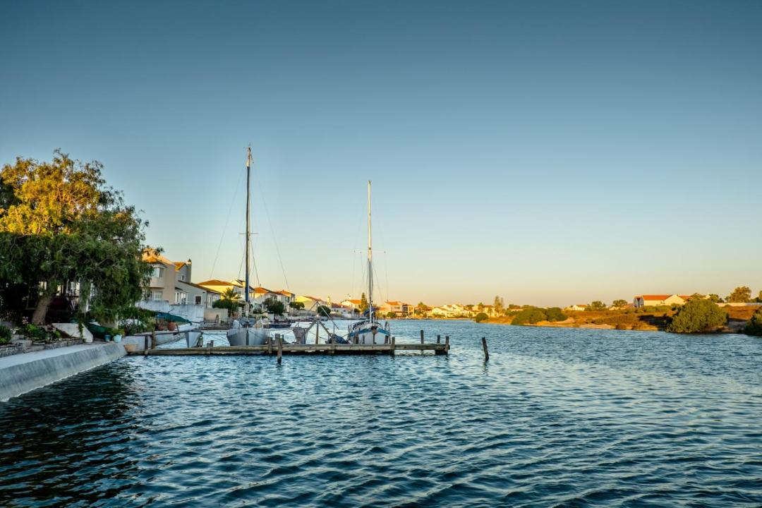 Photo of Others in Port Owen