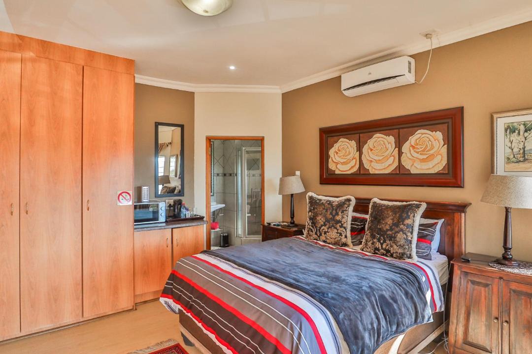 Photo of Bedroom in Rustenburg
