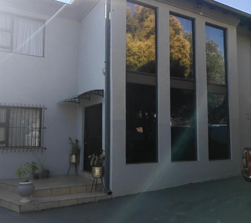 Photo of Others in Rooihuiskraal