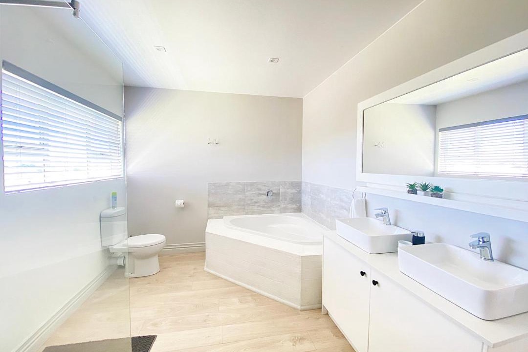 Photo of Bathroom in Bredasdorp