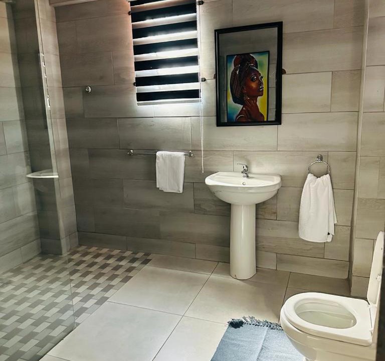 Photo of Bathroom in Bezuidenhout Valley