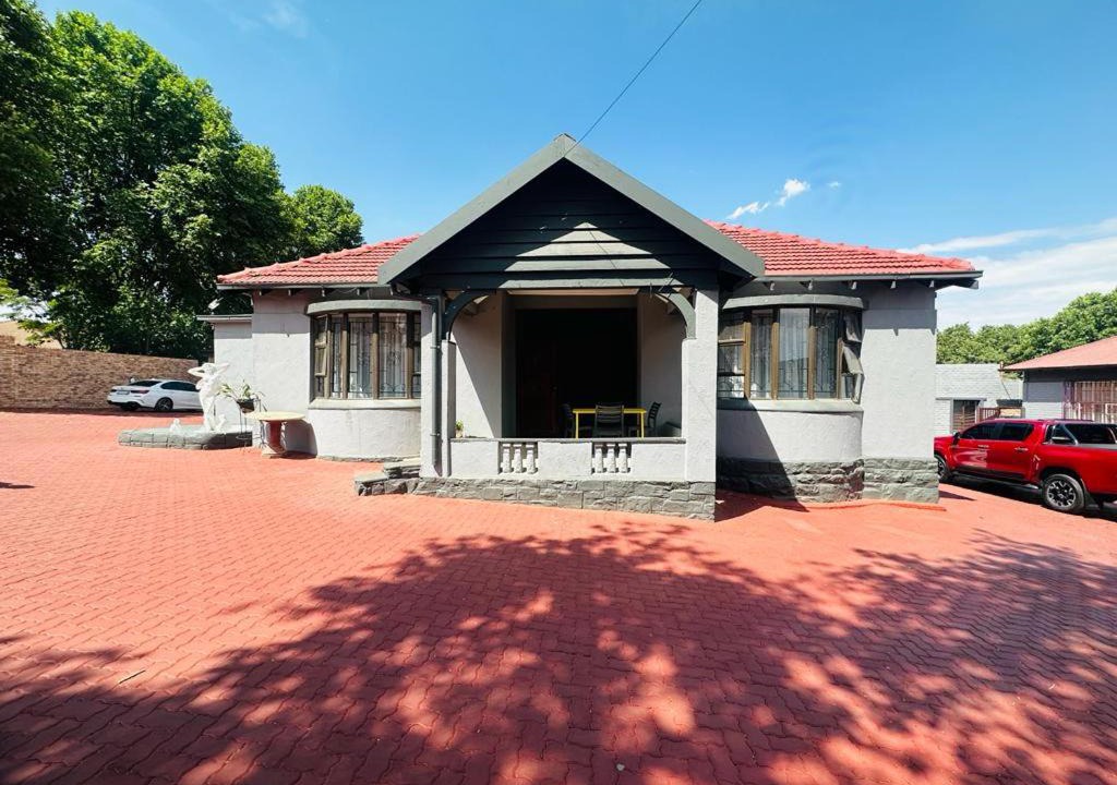 Photo of Others in Bezuidenhout Valley