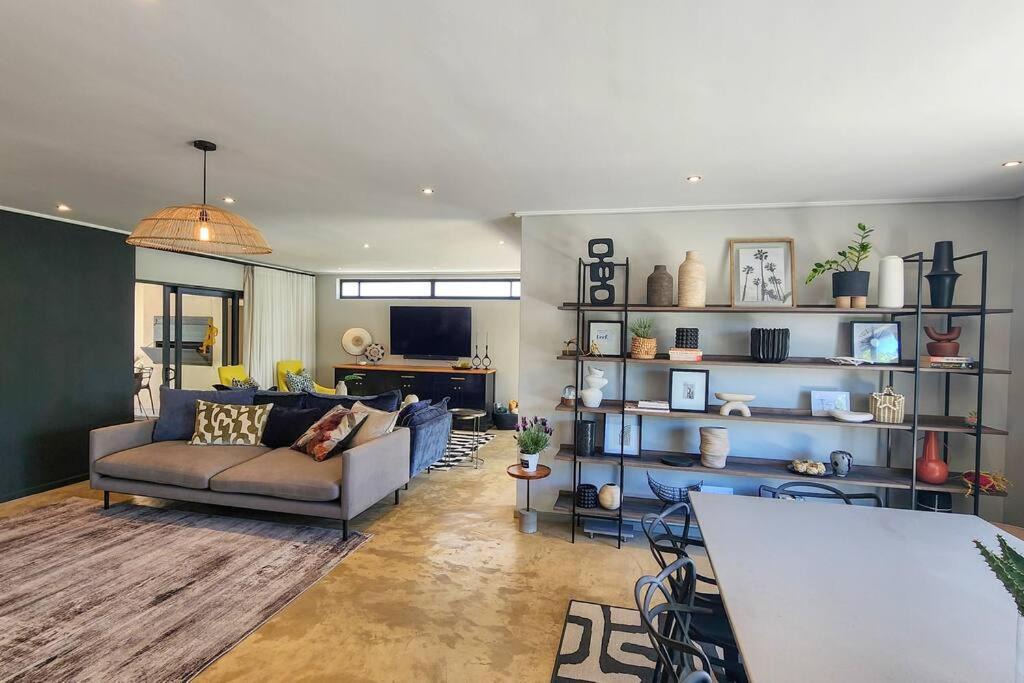 Photo of Livingroom in Paarl