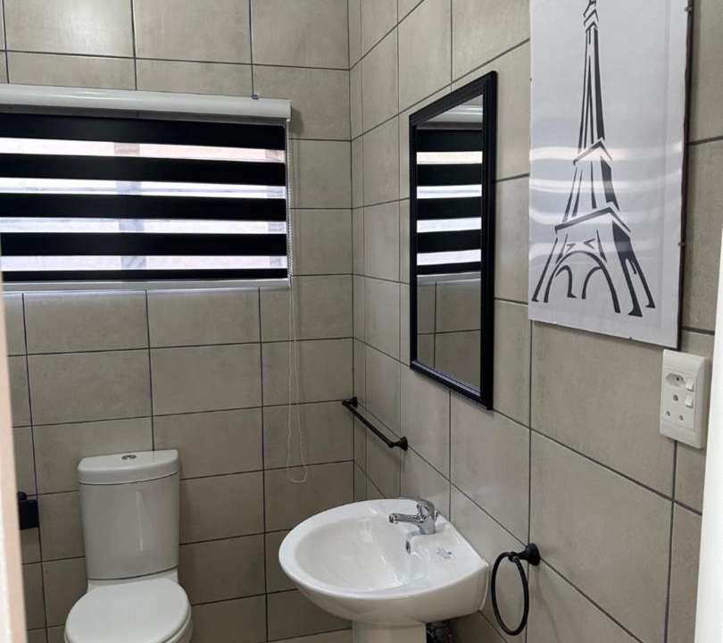 Photo of Bathroom in Bezuidenhout Valley