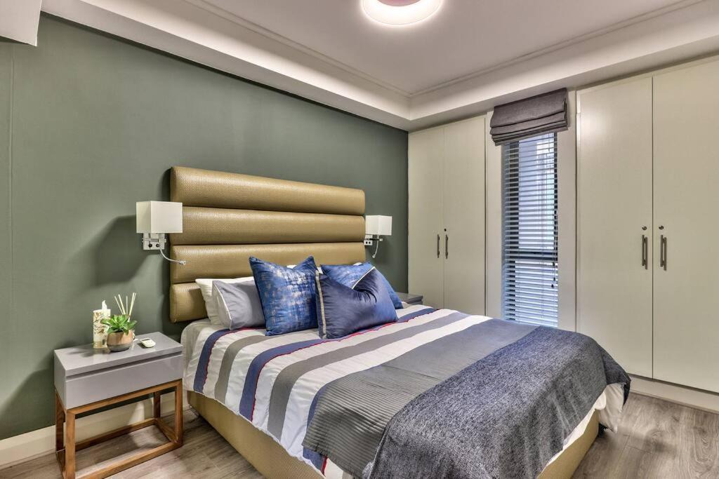 Photo of Bedroom in Victoria and Alfred Waterfront