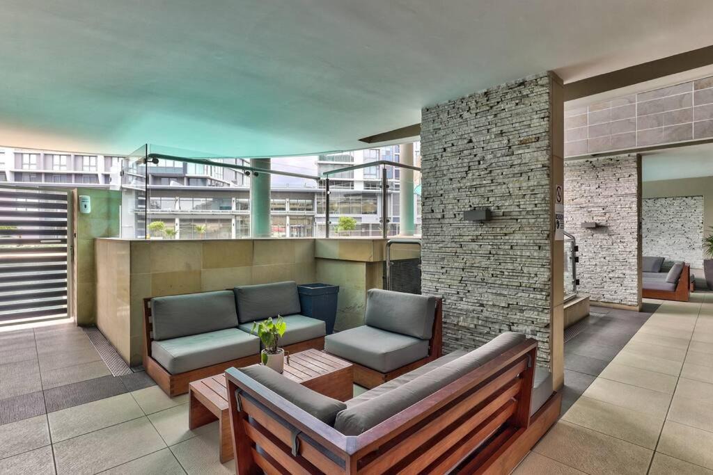 Photo of Livingroom in Victoria and Alfred Waterfront