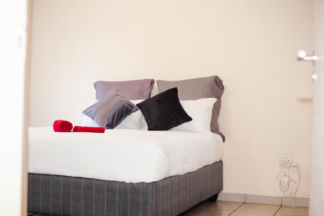 Photo of Bedroom in Emalahleni
