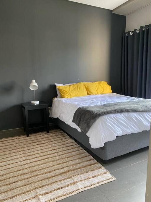 Photo of Bedroom in Menlo Park