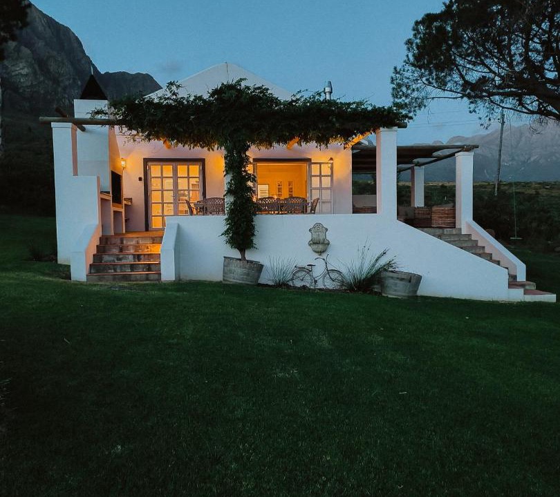 Photo of Buildings in Tulbagh