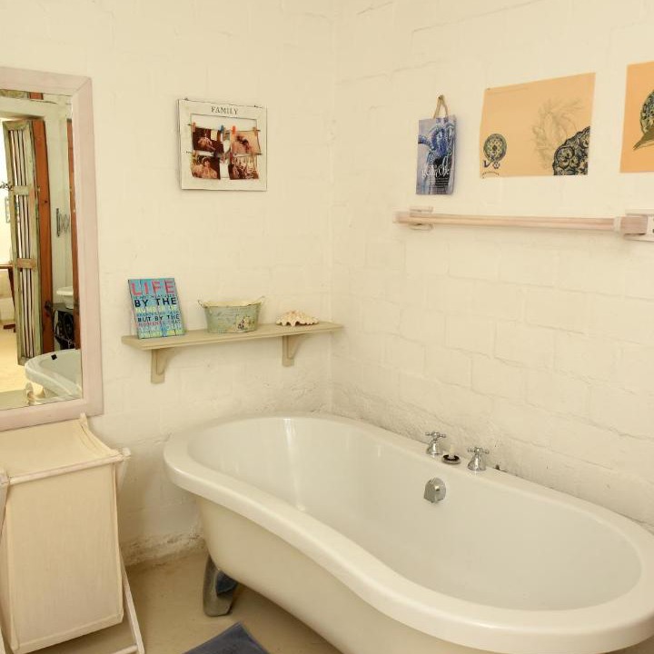 Photo of Bathroom in Dwarskersbos