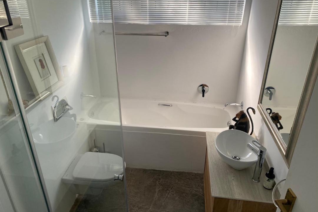 Photo of Bathroom in Winston Park