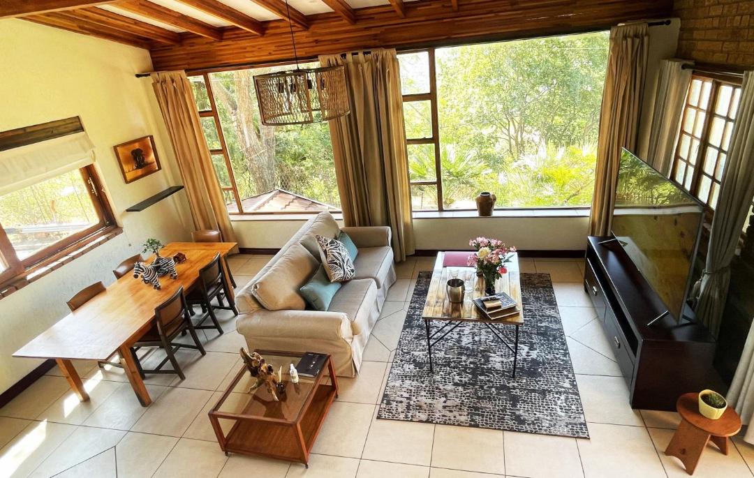 Photo of Livingroom in Northcliff