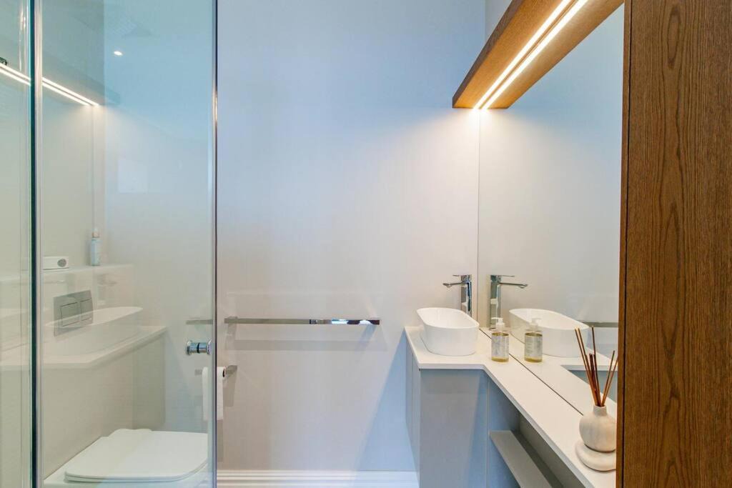 Photo of Bathroom in Chanteclair