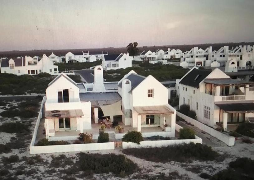 Photo of Buildings in Dwarskersbos
