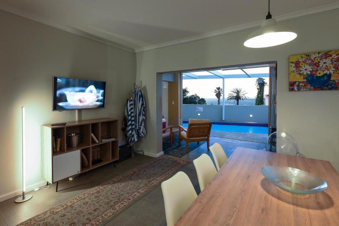 Photo of Livingroom in Gordons Bay Central
