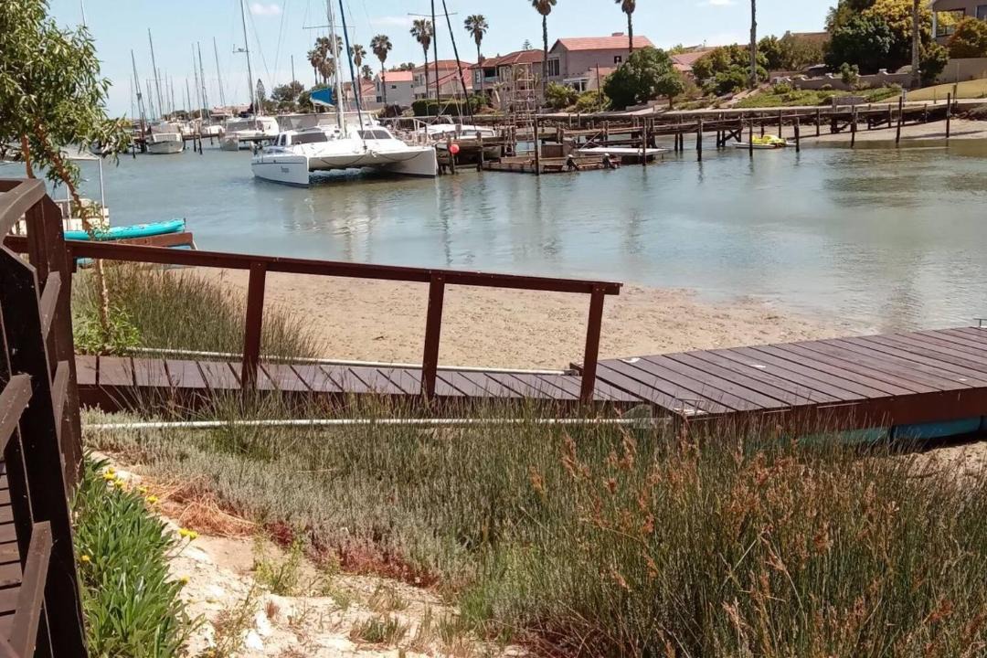 Photo of Others in Port Owen