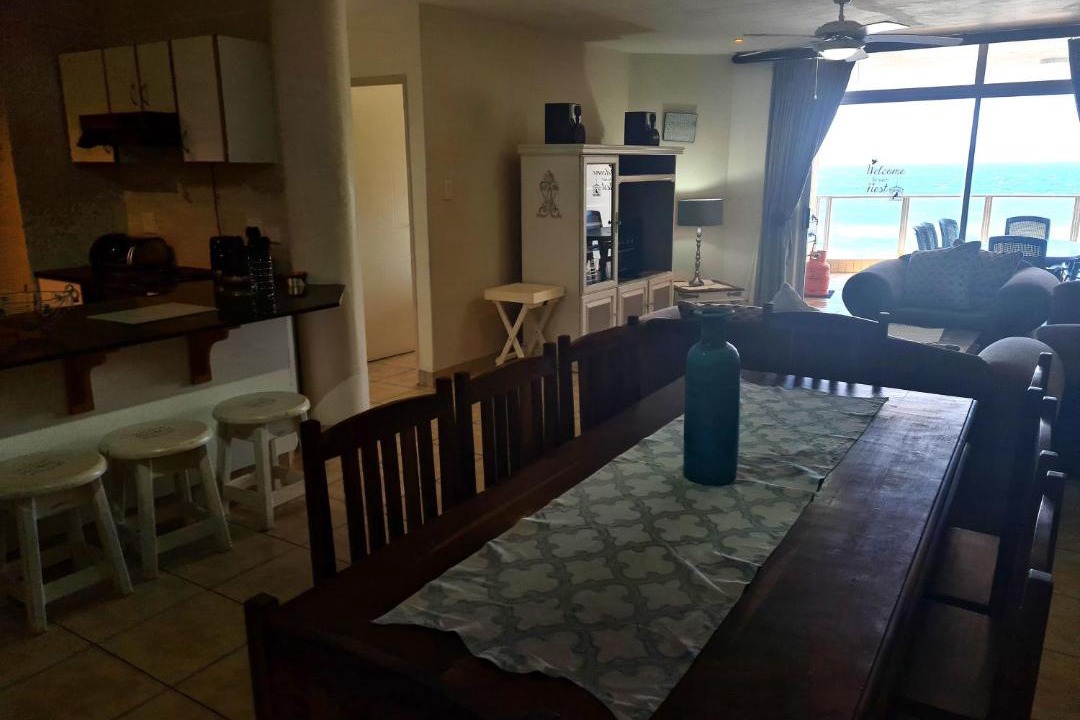Photo of Livingroom in Margate Beach