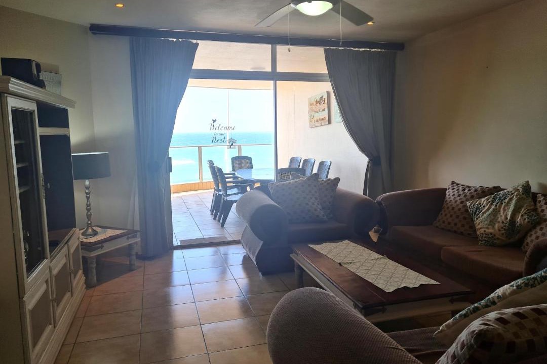 Photo of Livingroom in Margate Beach