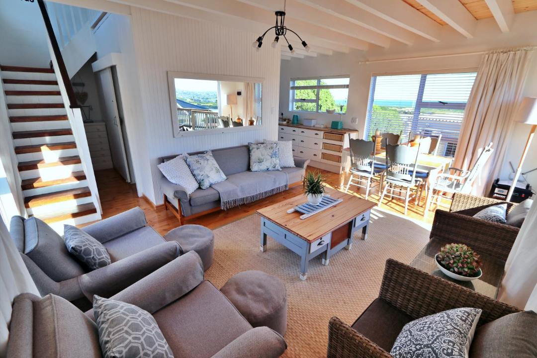 Photo of Livingroom in Still Bay