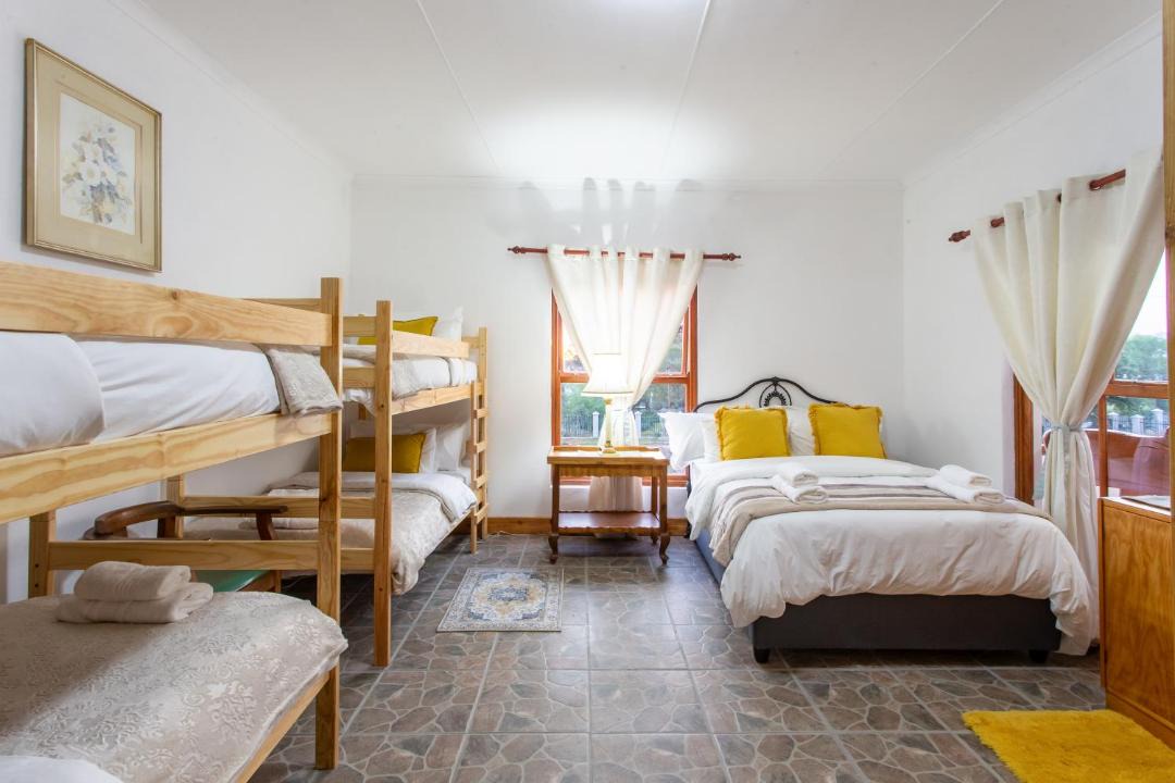 Photo of Bedroom in Oudtshoorn