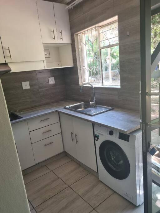 Photo of Kitchen in Greater Johannesburg Metropolitan Area