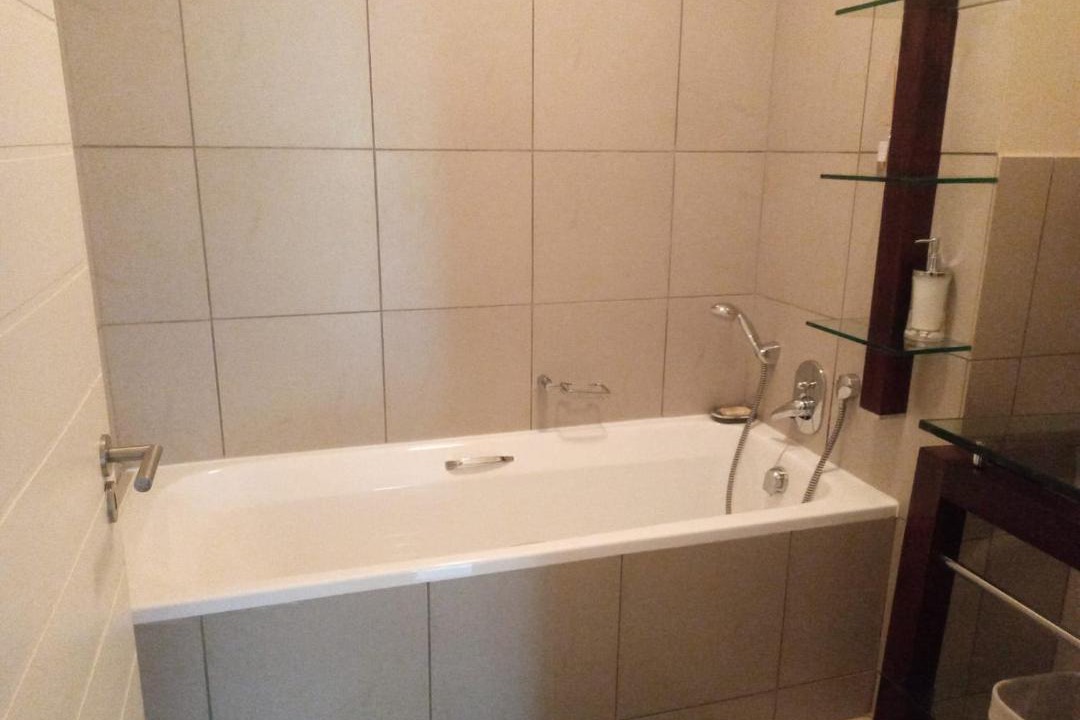 Photo of Bathroom in Greater Johannesburg Metropolitan Area