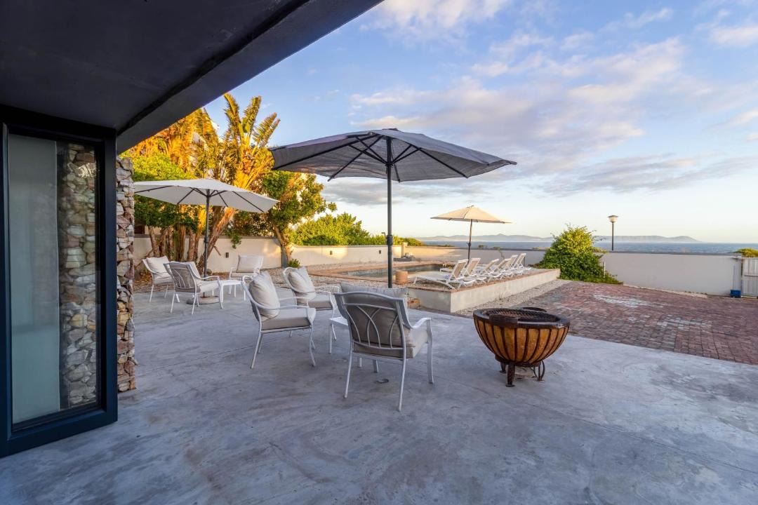 Photo of Patio Balcony in Westcliff