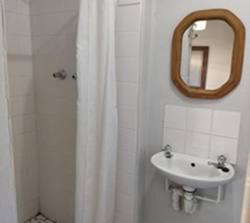 Photo of Bathroom in Oudtshoorn