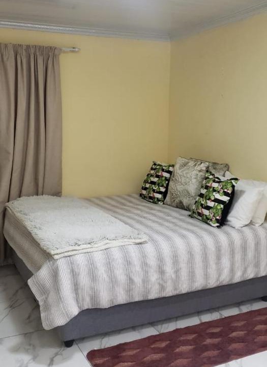 Photo of Bedroom in King William's Town