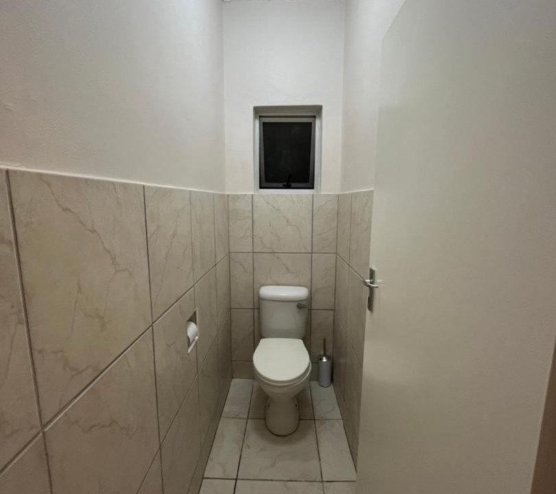 Photo of Bathroom in Pollok Beach