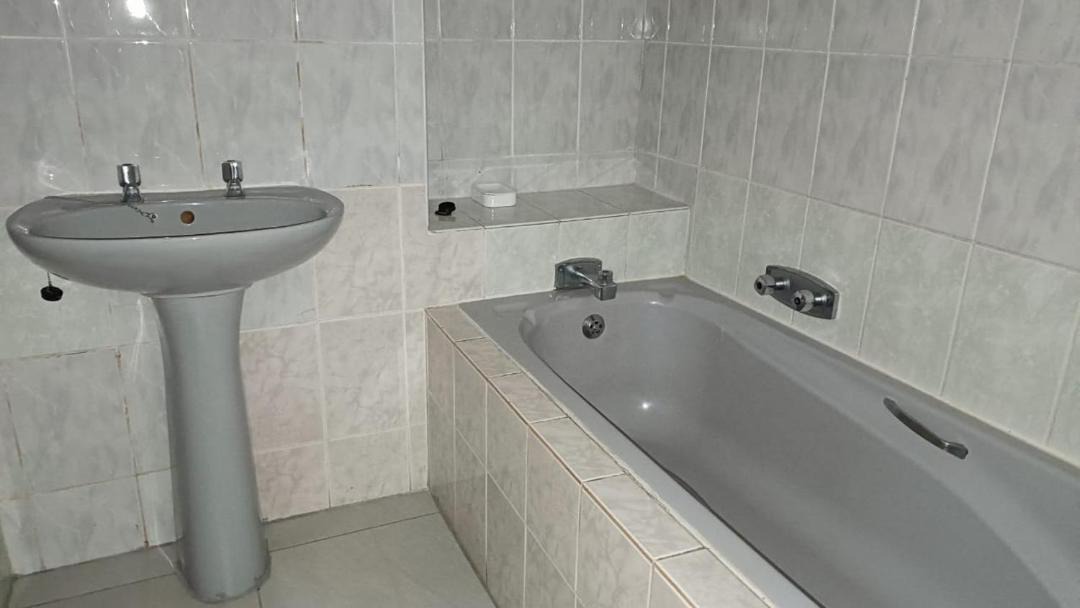 Photo of Bathroom in Manaba Beach