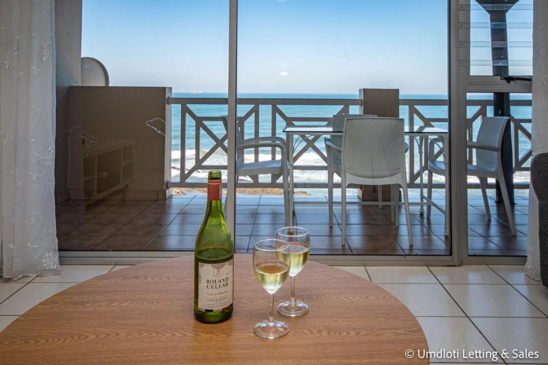 Photo of Patio Balcony in Selection Beach
