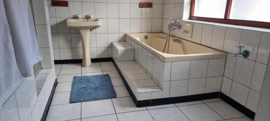 Photo of Bathroom in Goodwood