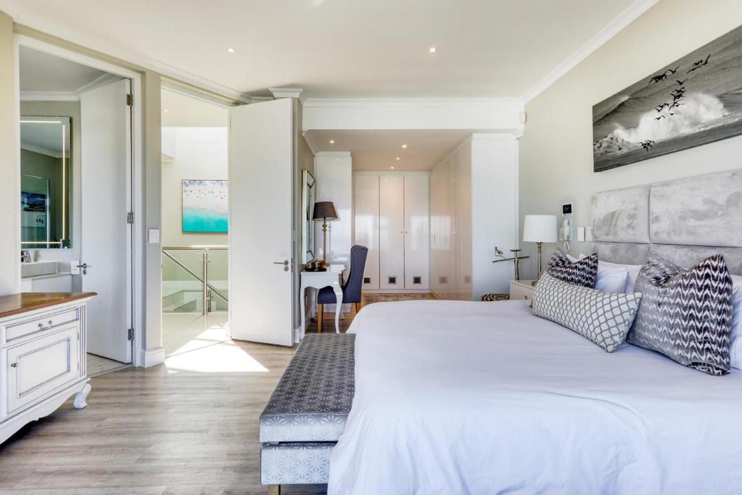 Photo of Bedroom in Camps Bay