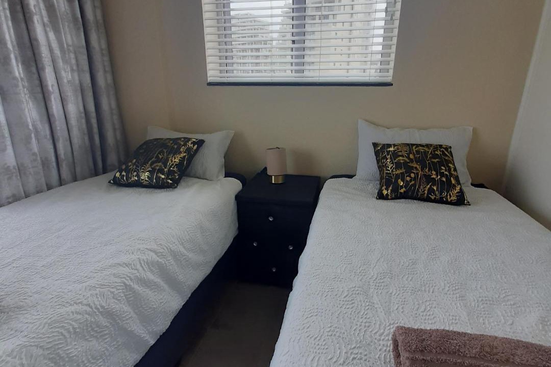Photo of Bedroom in Quigney Beach