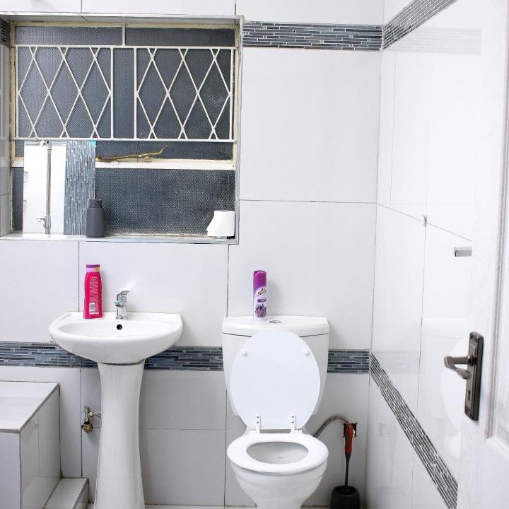Photo of Bathroom in Greater Johannesburg Metropolitan Area
