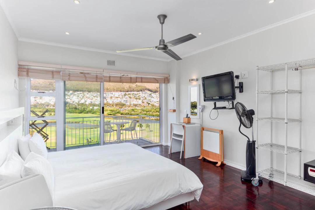 Photo of Bedroom in Mouille Point