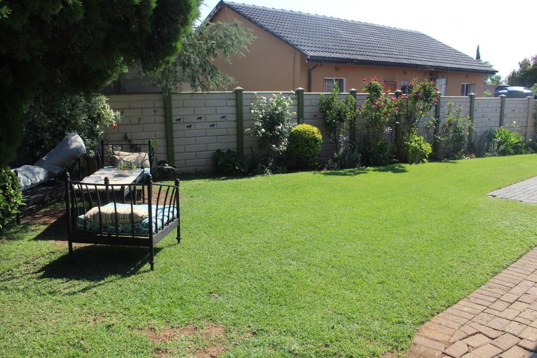 Photo of Others in Moses Kotane