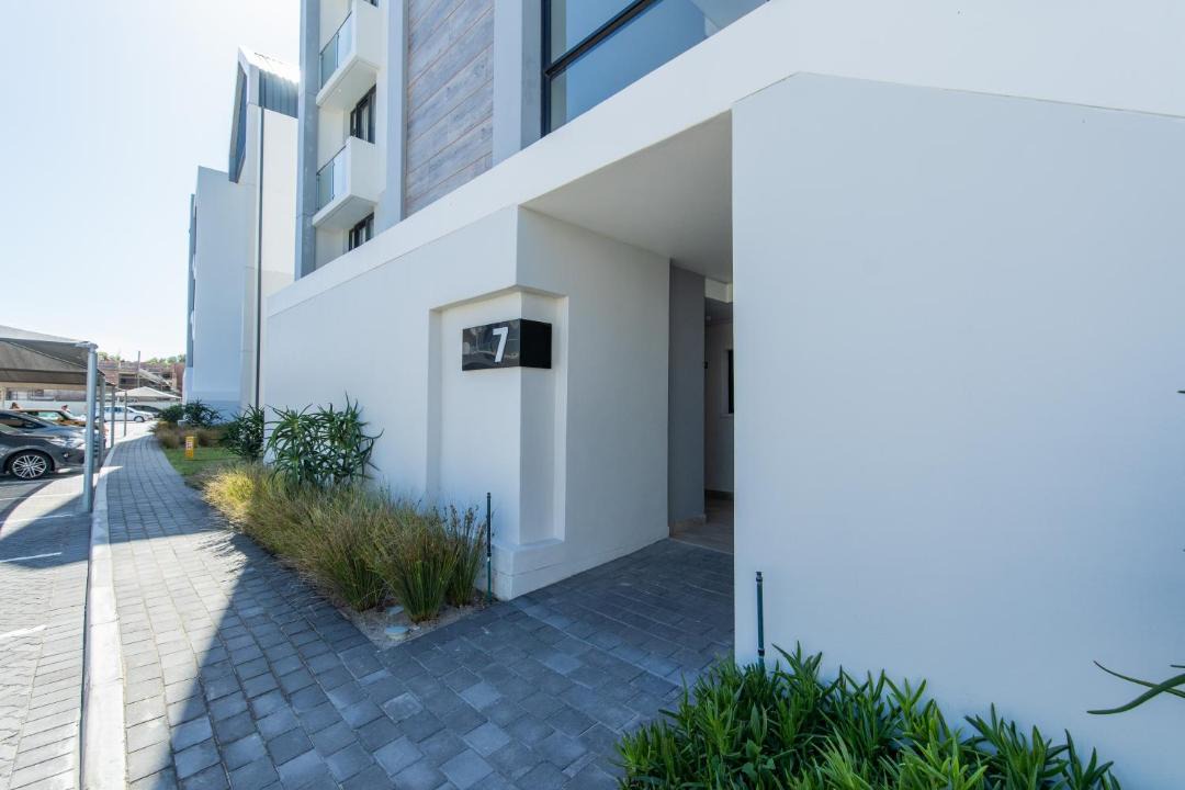 Photo of Buildings in Summerstrand
