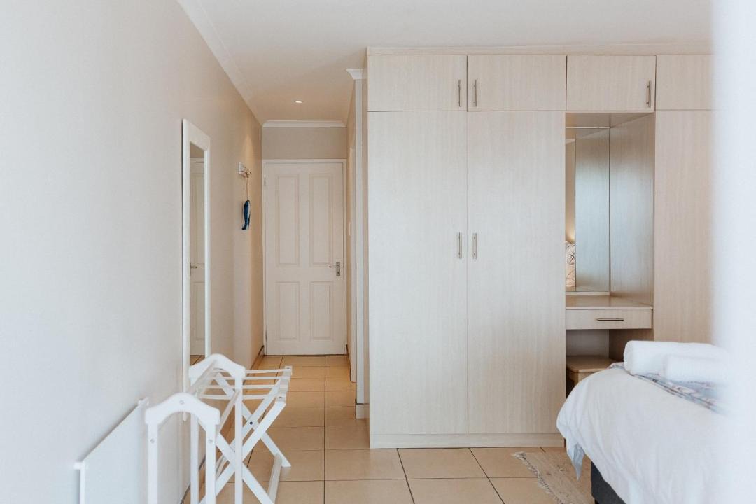 Photo of Others in Paternoster