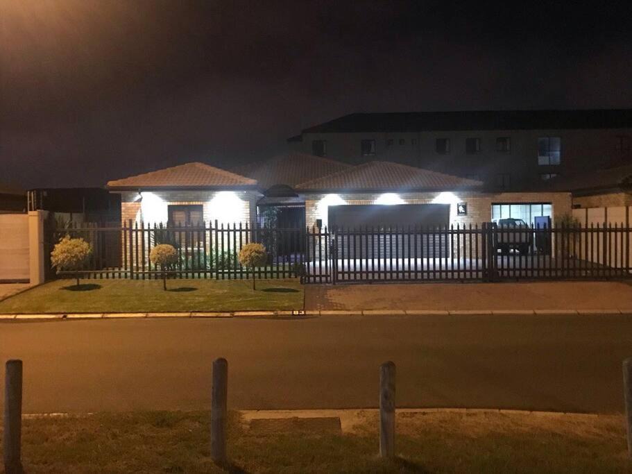 Photo of Others in Parow