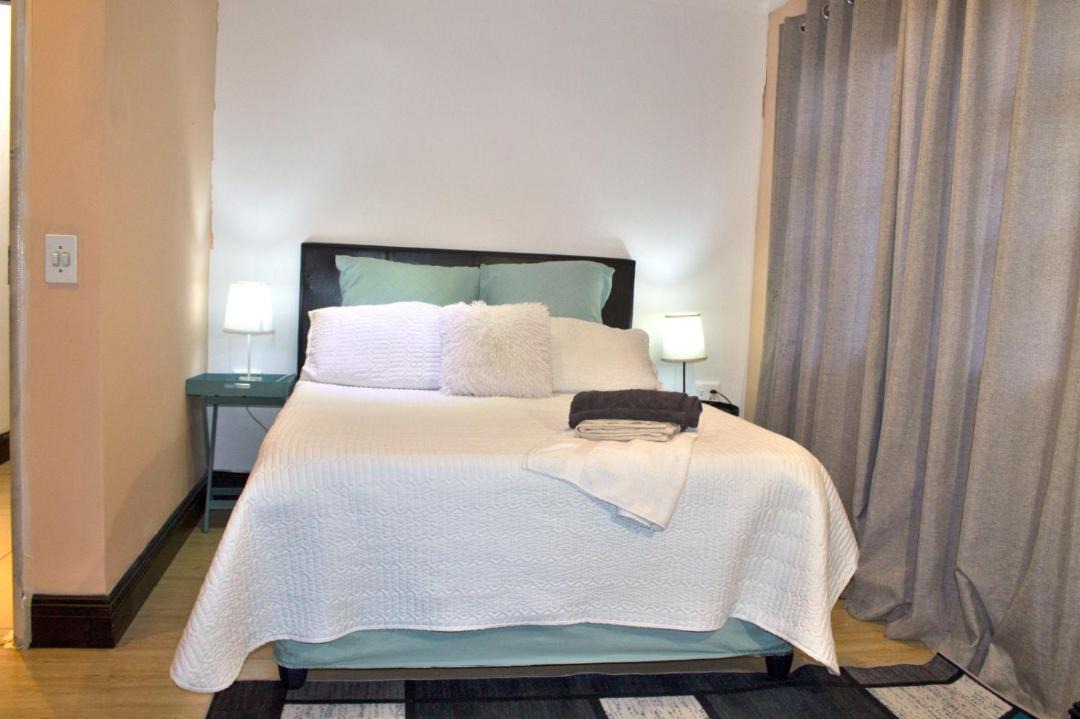 Photo of Bedroom in Cape Town City Centre