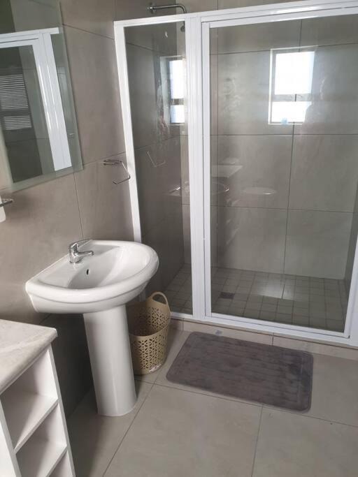 Photo of Bathroom in Strandfontein