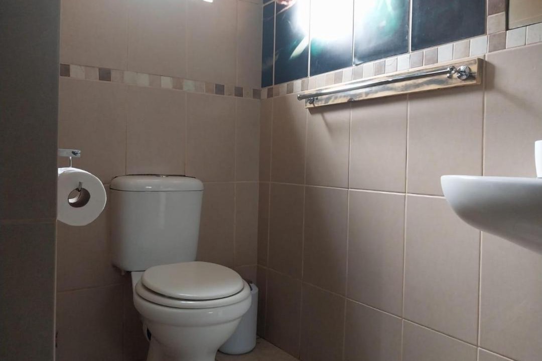 Photo of Bathroom in Universitas