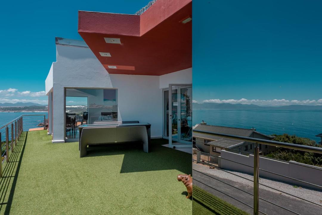 Photo of Patio Balcony in De Kelders