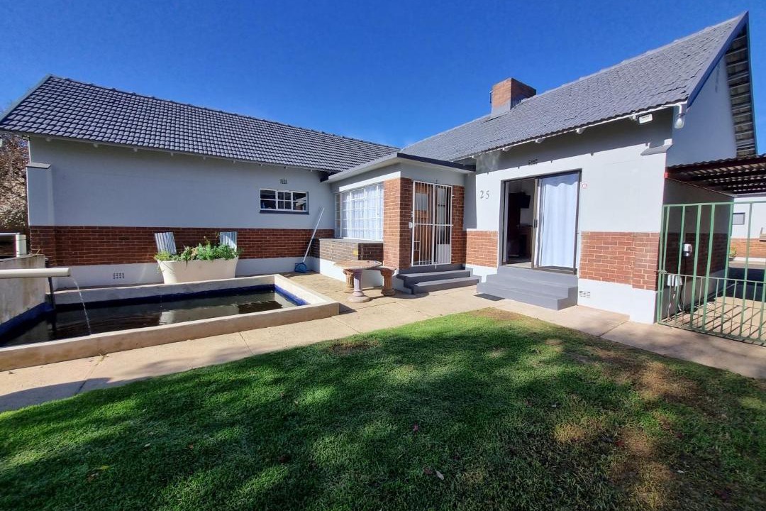 Photo of Buildings in Harrismith